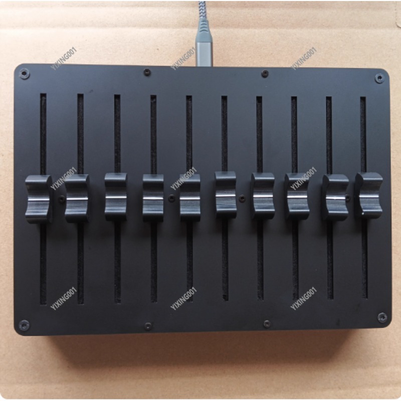 ตัวควบคุมเฟดเดอร์ MIDI USB 10  - Audio Music Software บทวิจารณ์และราคา